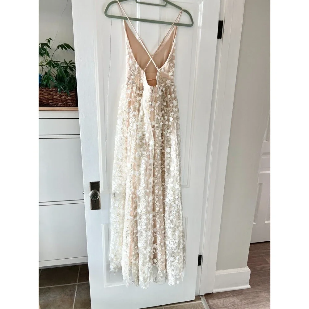 Altar'd State Dress Sz S Blush Tan Formal Floral Lace Overlay‎ V-Neck Long Maxi - Picture 6 of 16